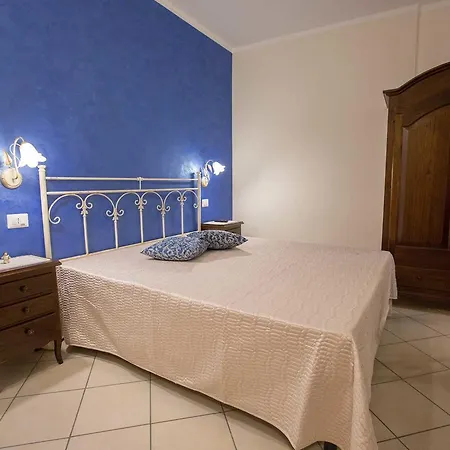 Le Due Gioie Alojamento de Acomodação e Pequeno-almoço Taviano (Lecce)